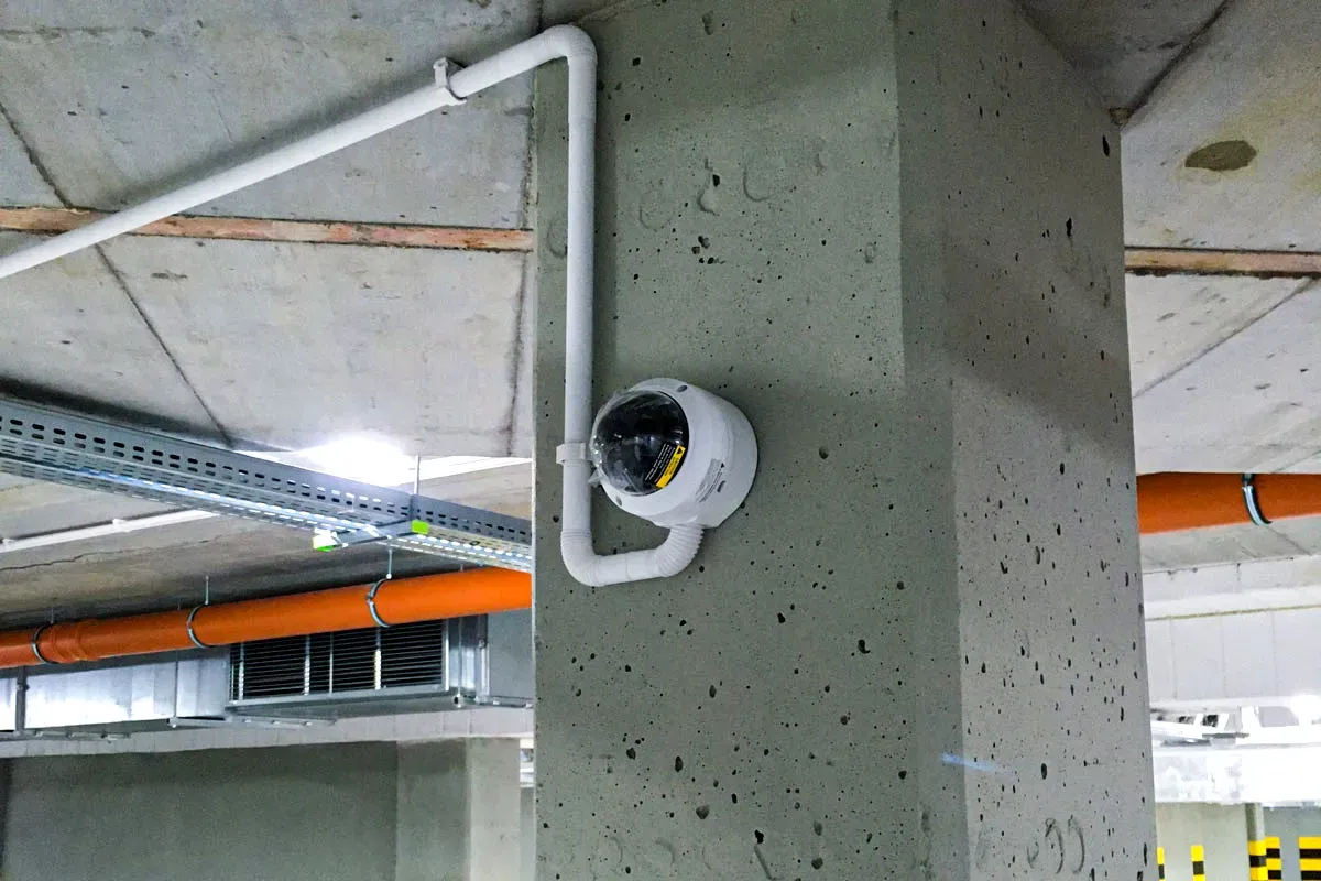 Установка видеонаблюдения на паркинге